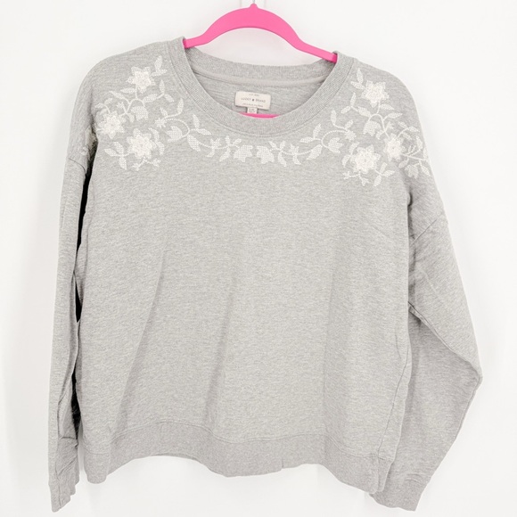 Lucky Brand Gray Sweatshirt with White Floral Design - Picture 1 of 4